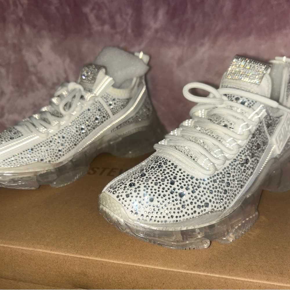 Steve Madden Maxima White and Silver Sneakers